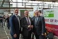 Kreisdezernent Harald Vieten (l.) und Robert Abts (r.), Geschäftsführer der Wirtschaftsförderungsgesellschaft Rhein-Kreis Neuss, trafen NRW-Ministerpräsident Armin Laschet beim Digital Demo Day.