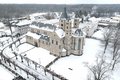 Kloster Knechtsteden aus Vogelperspektive in Schneelandschaft